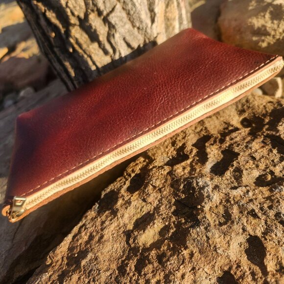 Portland Leather Goods Utility Pouch Nutmeg Brown 2 Tone Pebbled Zip Bag - Picture 5 of 8